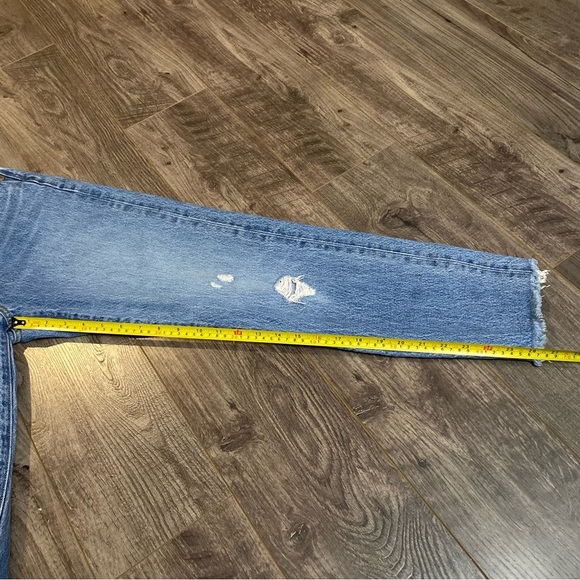 Levi’s wedgie fit jeans high rise tapered leg chewed hem size 27 - Picture 14 of 16